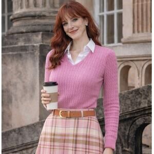 Ann Taylor Cashmere Cable Knit Sweater V-Neck Long Sleeve Soft Girl Sz: M